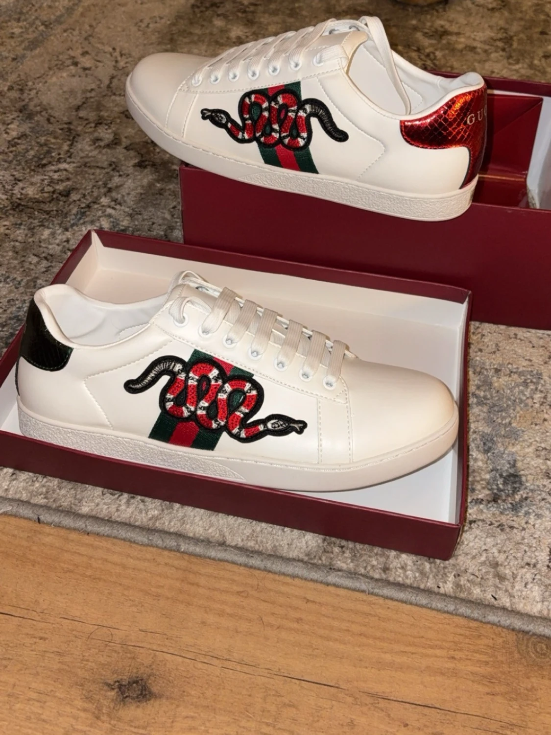 sneakers med orm