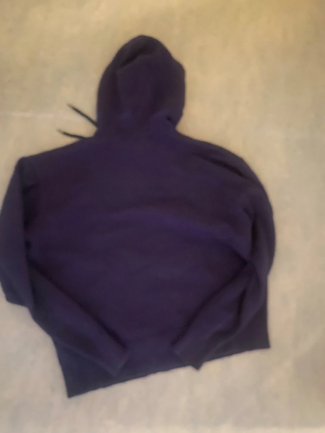 Mörkblå hoodie från Ami Paris - 2
