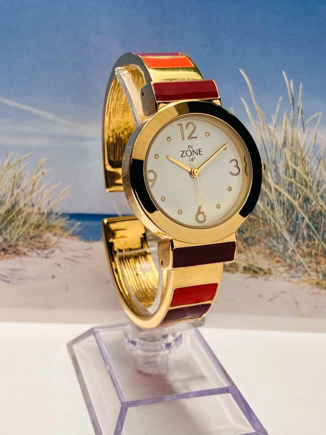 Guldig klocka från In Zone - 5