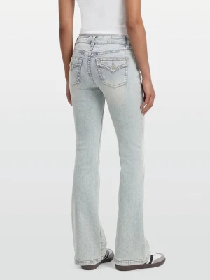 Low waist bootcut Ginatricot  - Inte använda mycket!