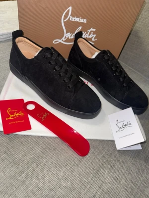 Louboutin skor - Oanvända storlek 40