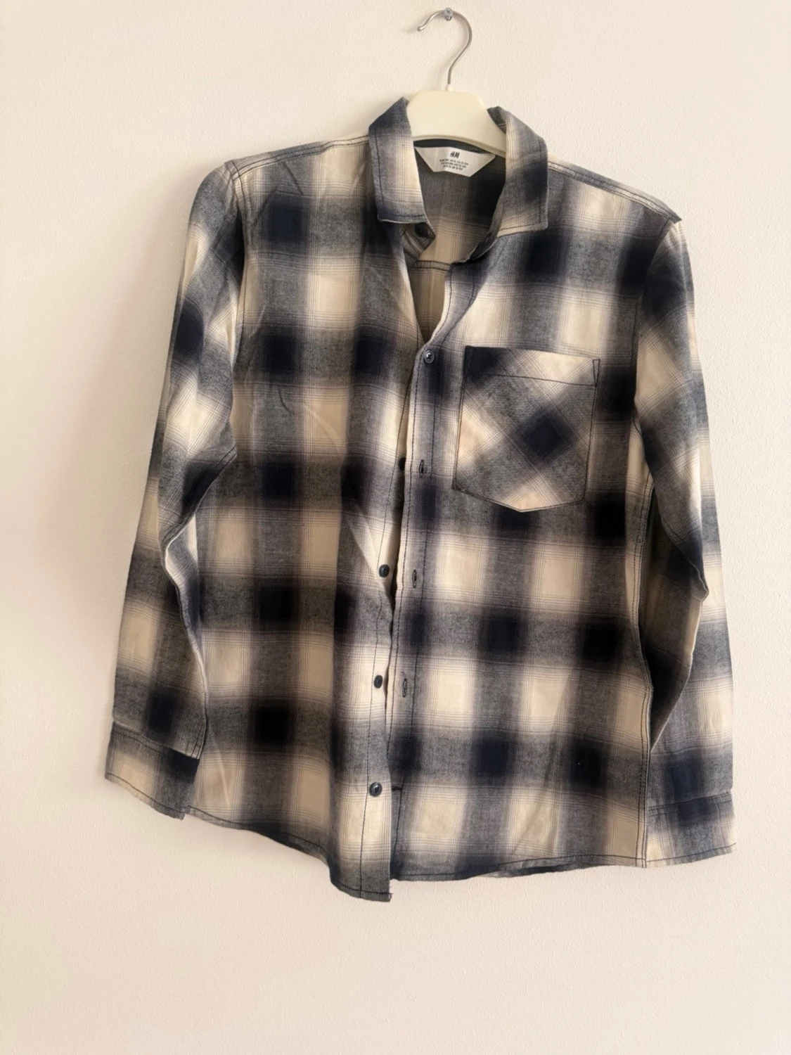Rutig långärmad skjorta från H&M