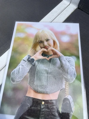 Photo Blackpink  - Lisa blackpink photo stort k-Pop 