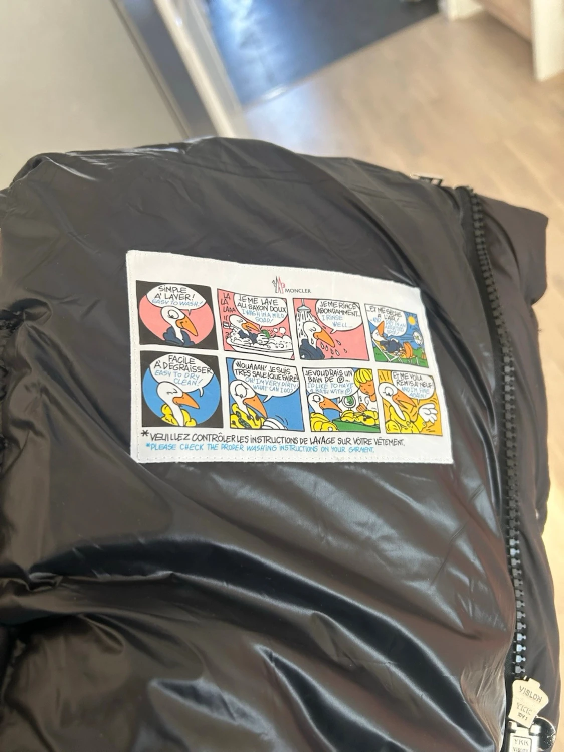 Svart dunjacka från Moncler - 3