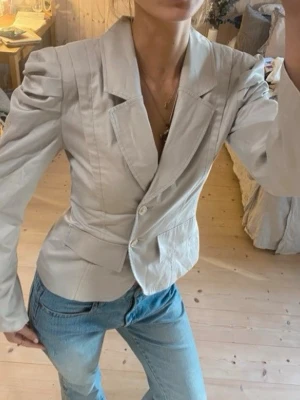 Kavaj blus - SÅ snygg