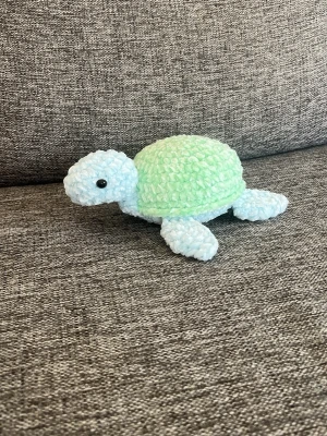 Virkad sköldpadda  - Handgjord virkad söt liten sköldpadda 