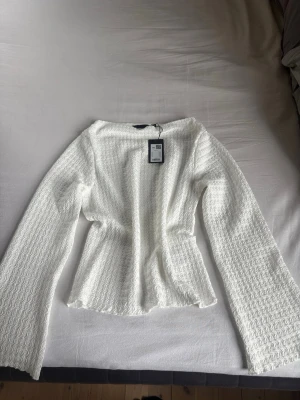 Långärmad blus  - jättefin långärmad blus ifrån Lager157 som aldrig har blivit använd och köptes nyligen 