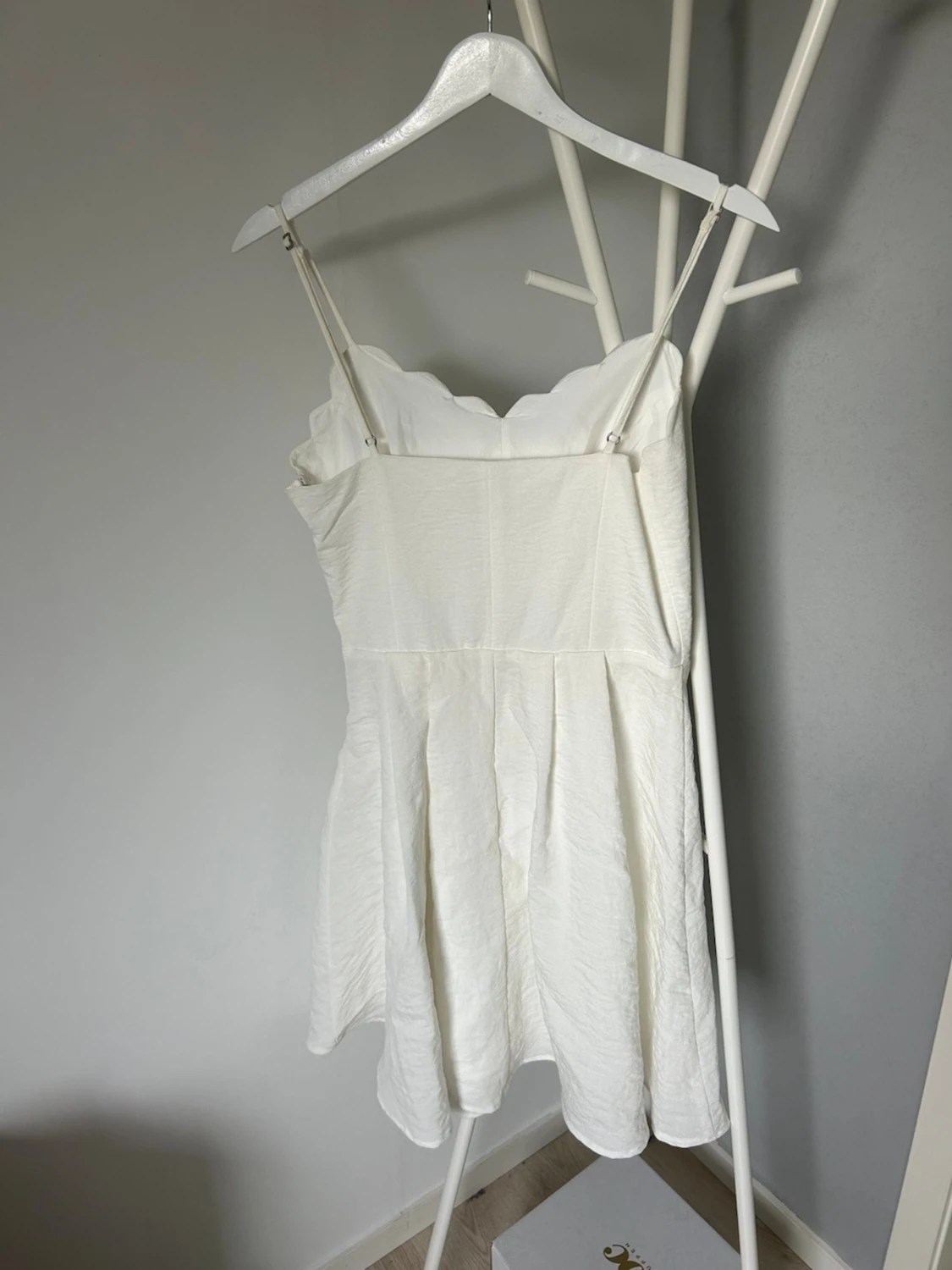 Vit klänning  - 1