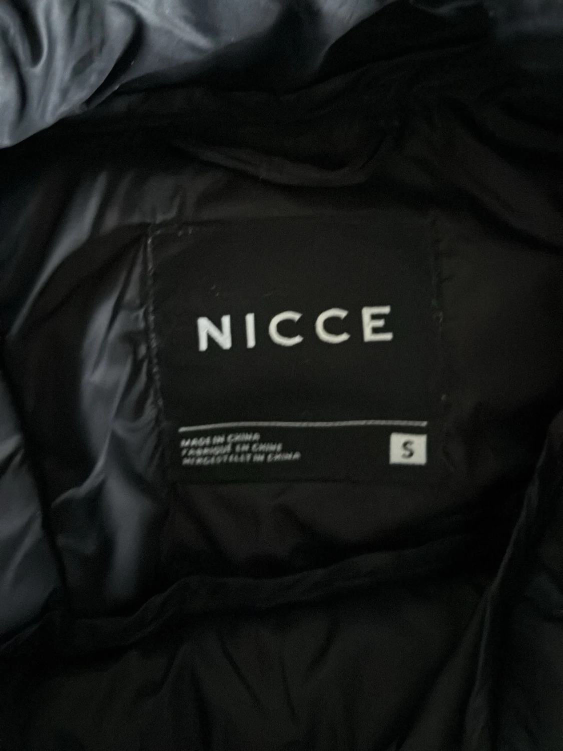 Svart dunväst från Nicce - 2