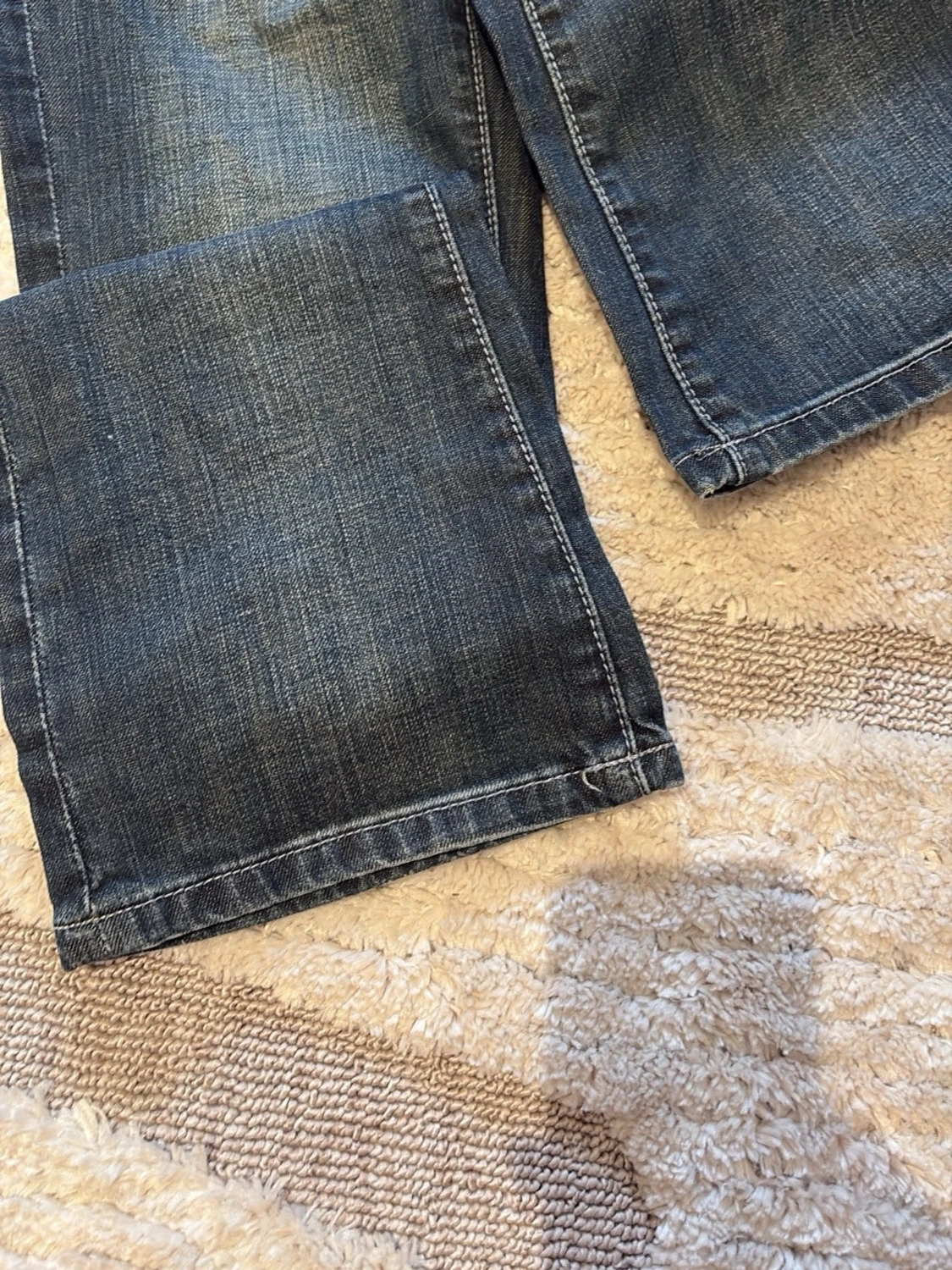 Mörkblå  jeans med slitningar🙏🏼 - 2
