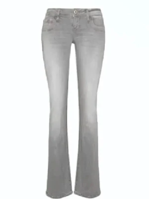Grå ltb jeans  - Snygga grå bootcut jeans med låg midja från ltb 💕