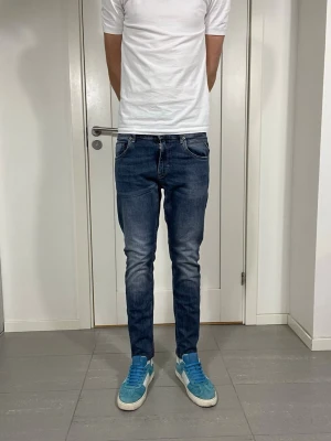 Replay Jeans  - Säljer nu dessa Replay jeans, W29 o L32 skriv för fler bilder/frågor🙌🏼