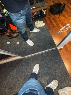 Blå jeans Replay Anbass - Säljer ett par blå jeans från Replay, modell Anbass. de var alldeles för stora och passar ej. Säljer de nu. W33 L32