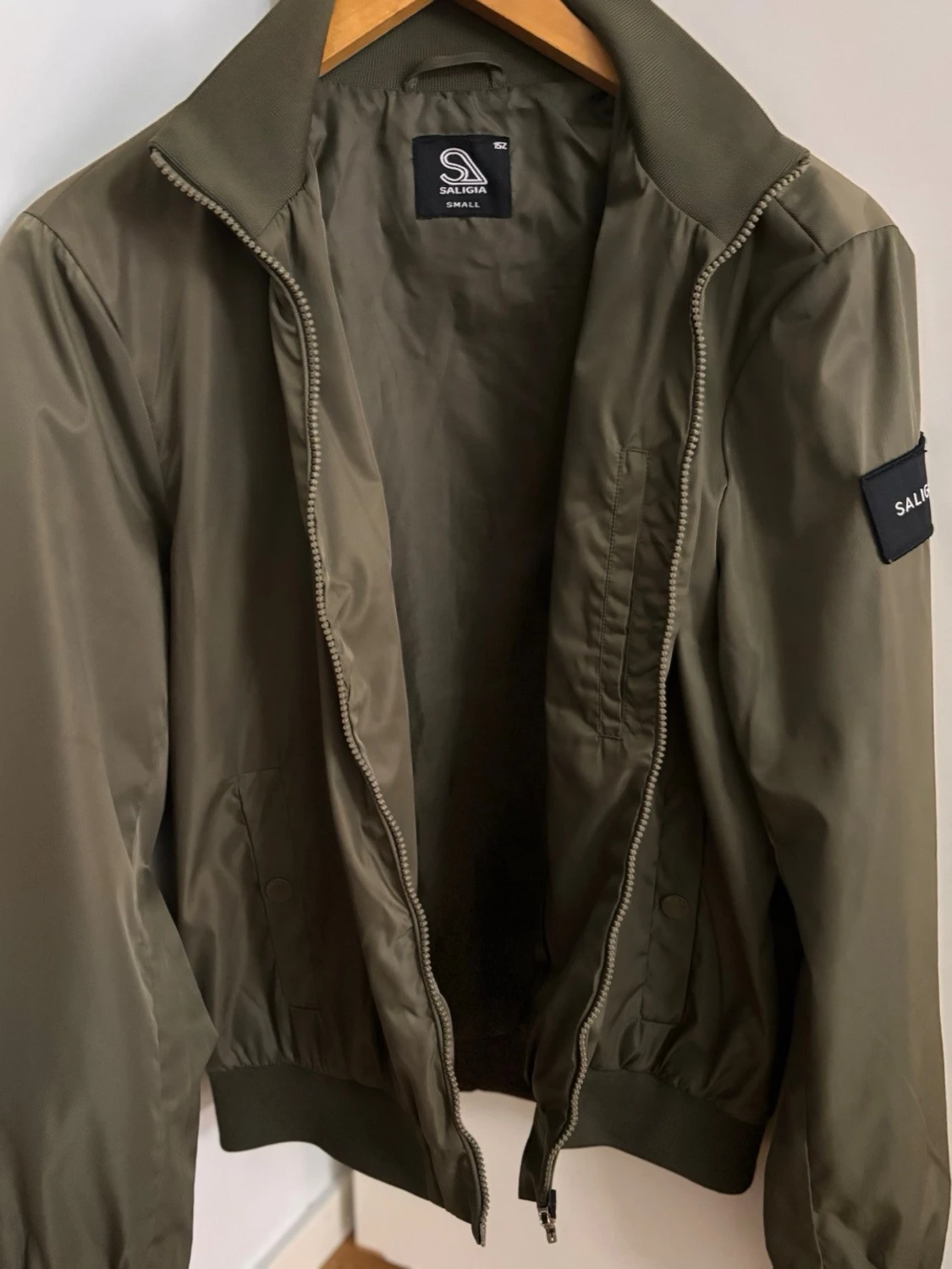 Olivgrön bomberjacka  - 2