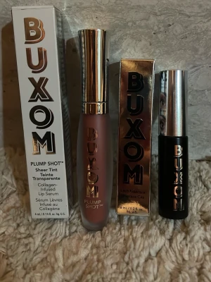 Buxom collagenläppglans + mascara OANVÄNT!! - Buxom collagenläppglans + mascara OANVÄNT!! Totalpris 250kr för båda 🌸
