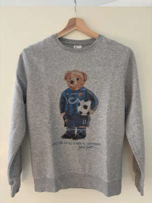 DIF polo bear tröja - Storlek S Väldigt bra skick 