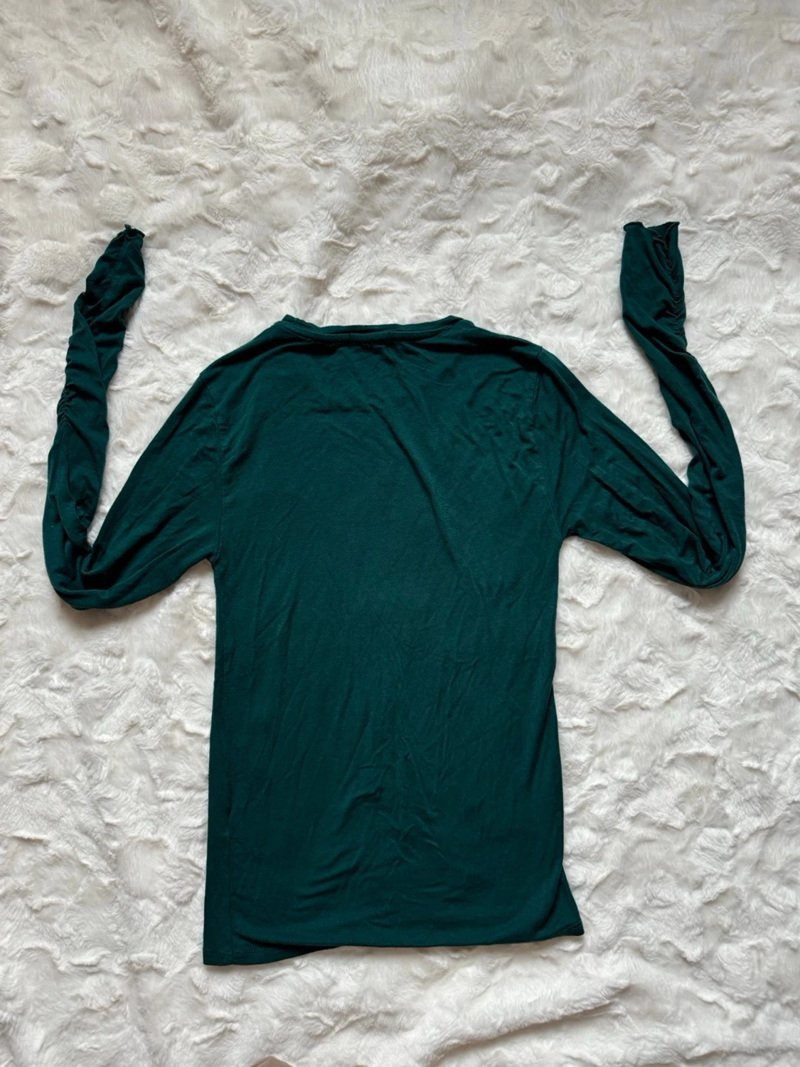 Mörkgrön topp med fågelapplikation - 6