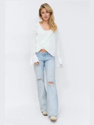 Low loose bootcut jeans - säljer dessa jeans då jag köpte fel storlek till och glömde att skicka tillbaka, jeansen har alltså lappar och original påsen kvar 🙌🏼 skriv vid frågor!!