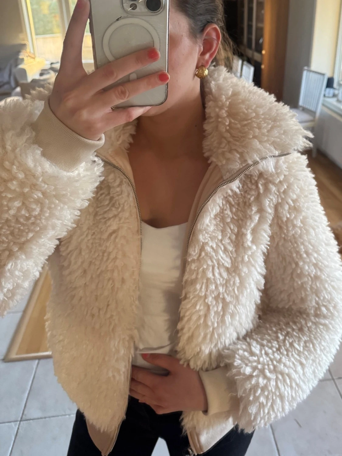 Beige teddyjacka med krage