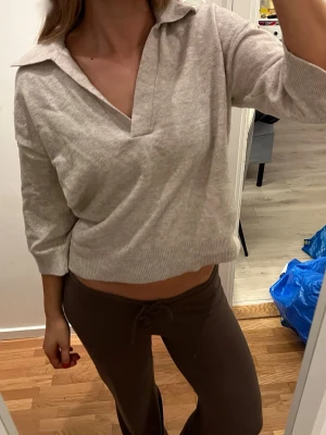 Stickad topp - Så fin! Lite nopprig 