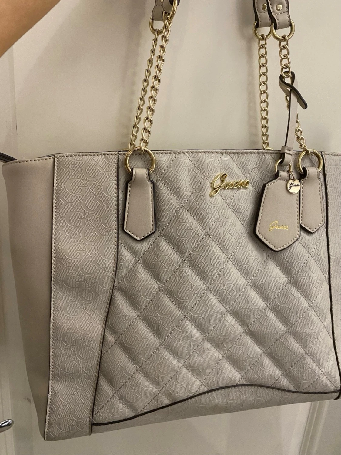 Beige väska från Guess - 1