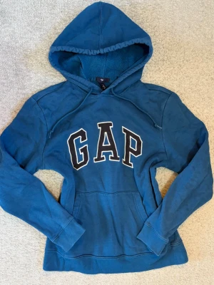Gap vintage hoodie S - Vintage blå Gap hoodie i mycket fint skick💕💕