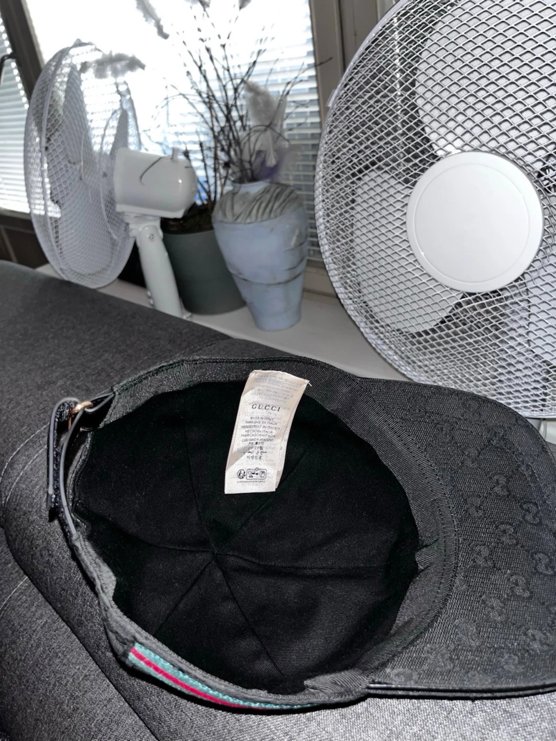 Svart Gucci keps med GG-mönster - 4