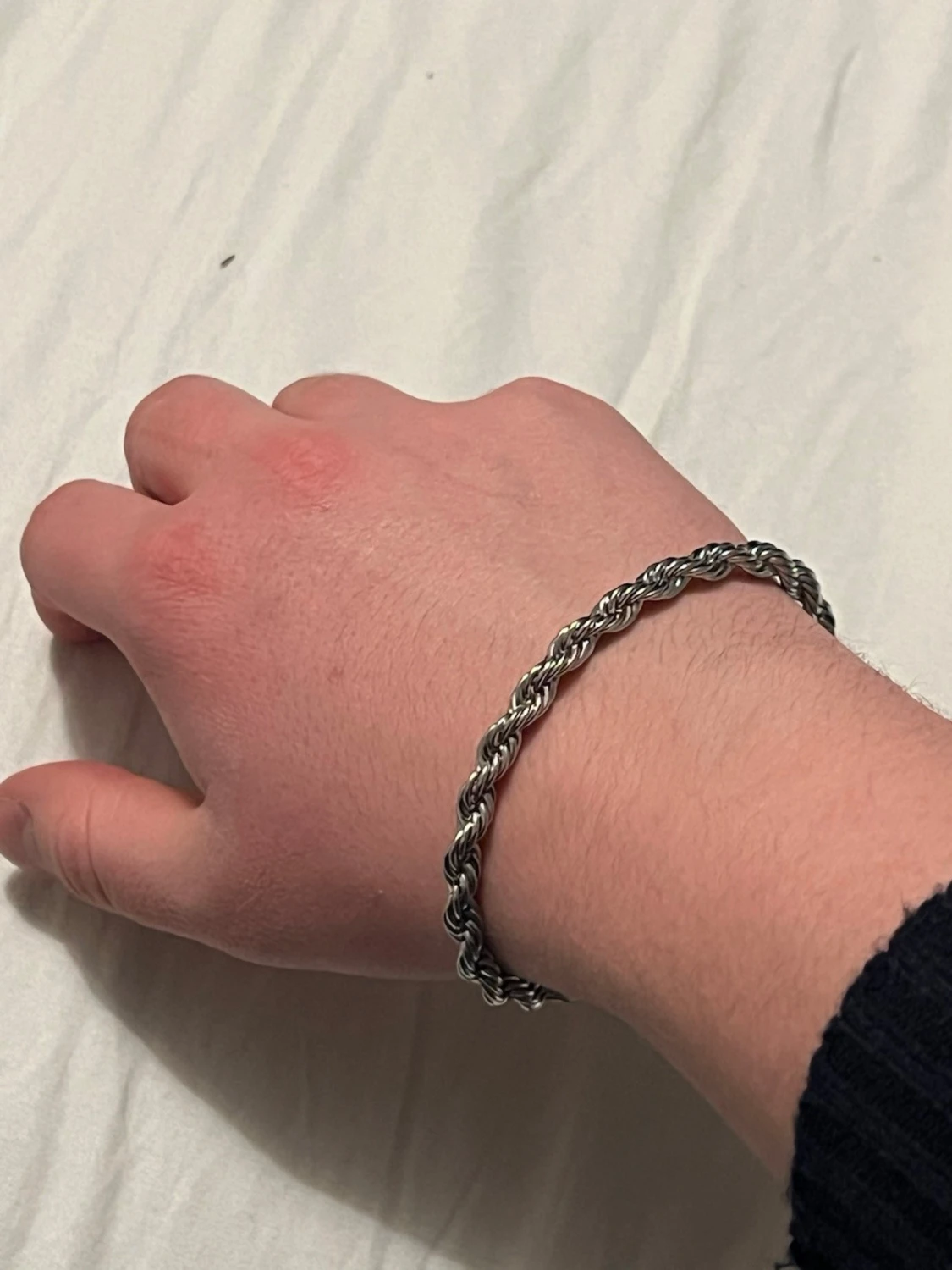 Tvinnat armband