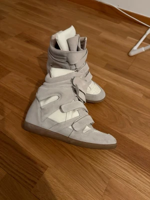 Isabel marant skor - Beigea Isabel marant skor, storlek 39