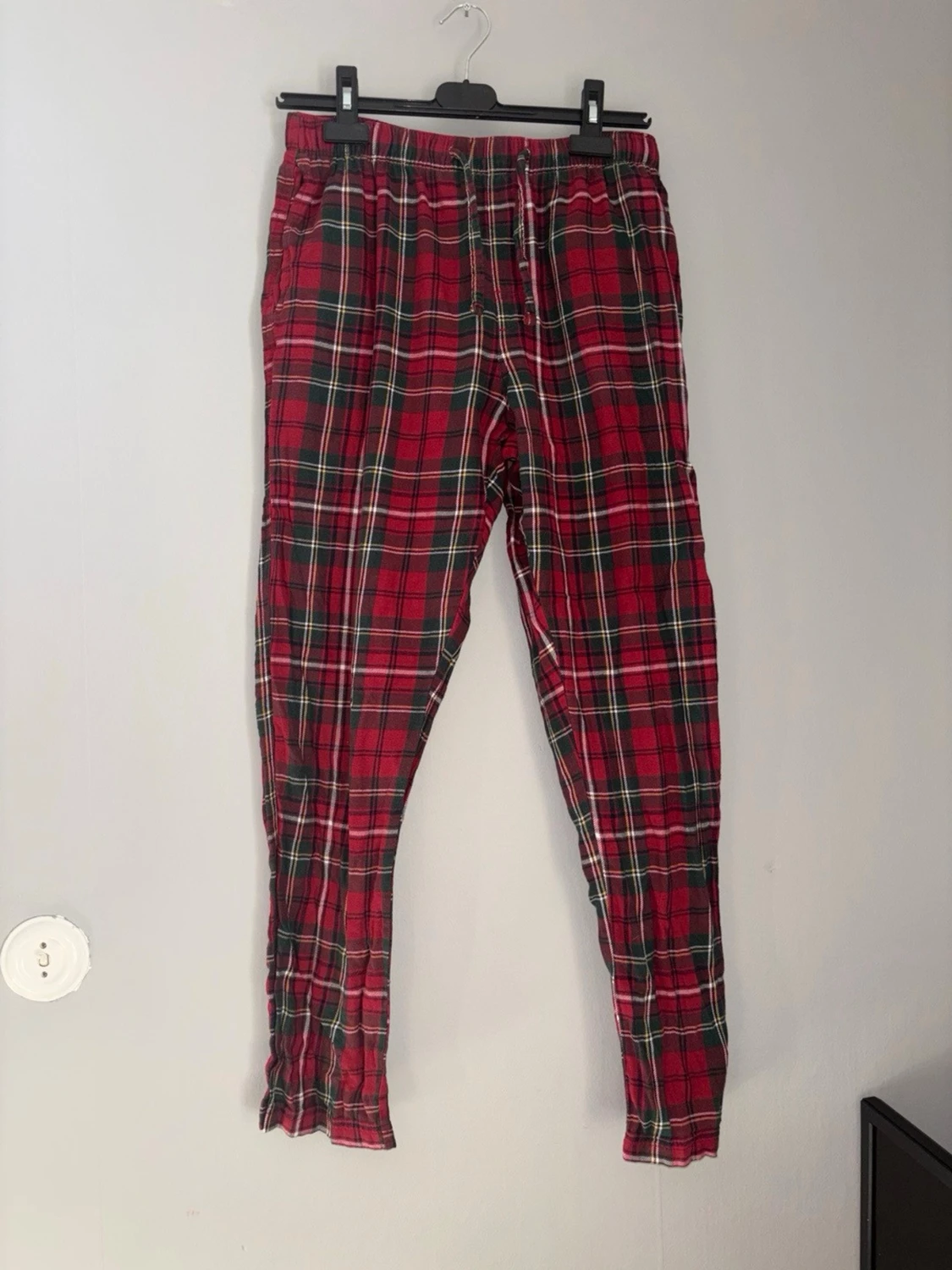 Rödrutiga pyjamasbyxor