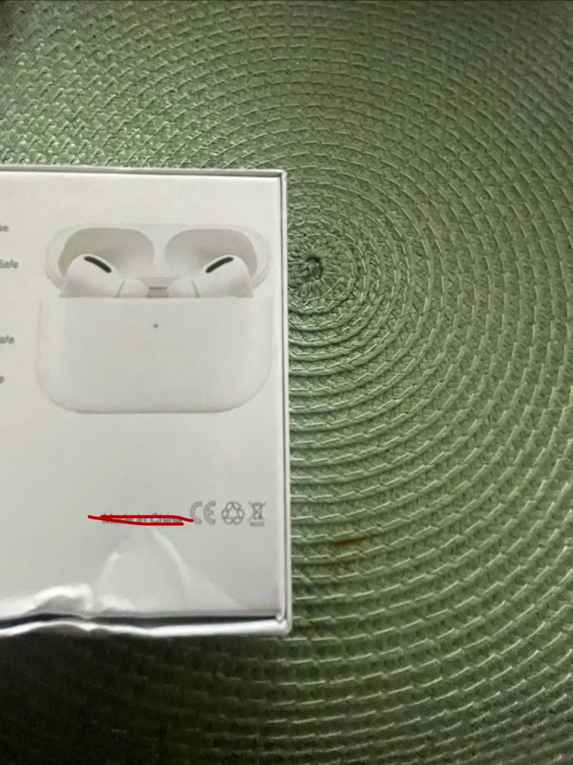  AirPods Pro med laddningsetui - 1
