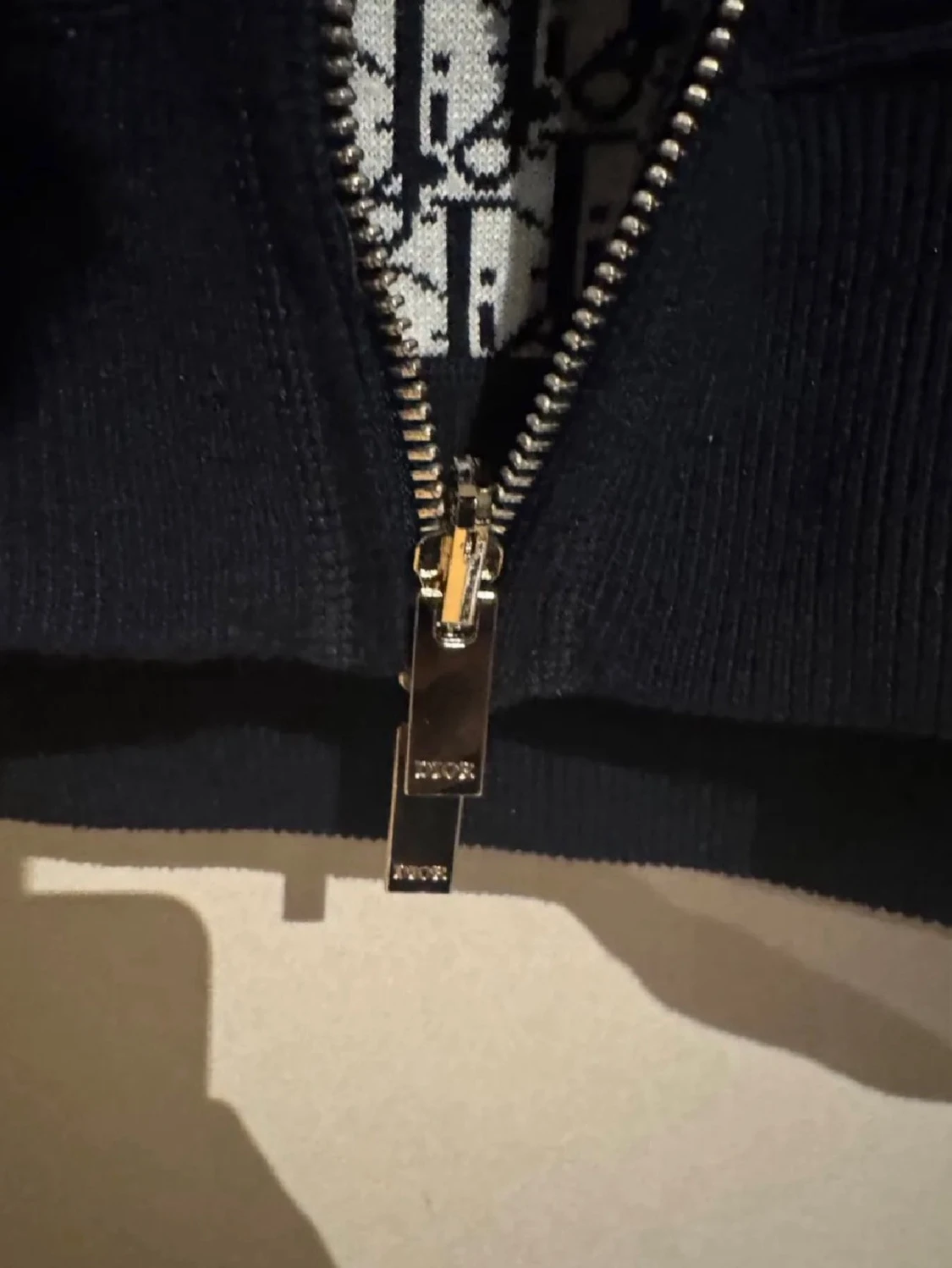 Mörkblå cashmere hoodie  - 3