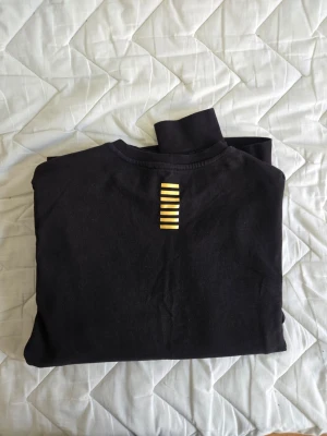 Svart loungewear-set från EA7 - Helt Ny, aldrig använd. Storlek S
