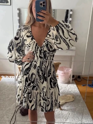 Klänning  - Storlek m från H&M! 