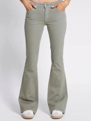 Gröna jeans  - Nya gröna jeans från lager157, aldrig använda enbart testade med lappen kvar!! Små i storleken passar S/M