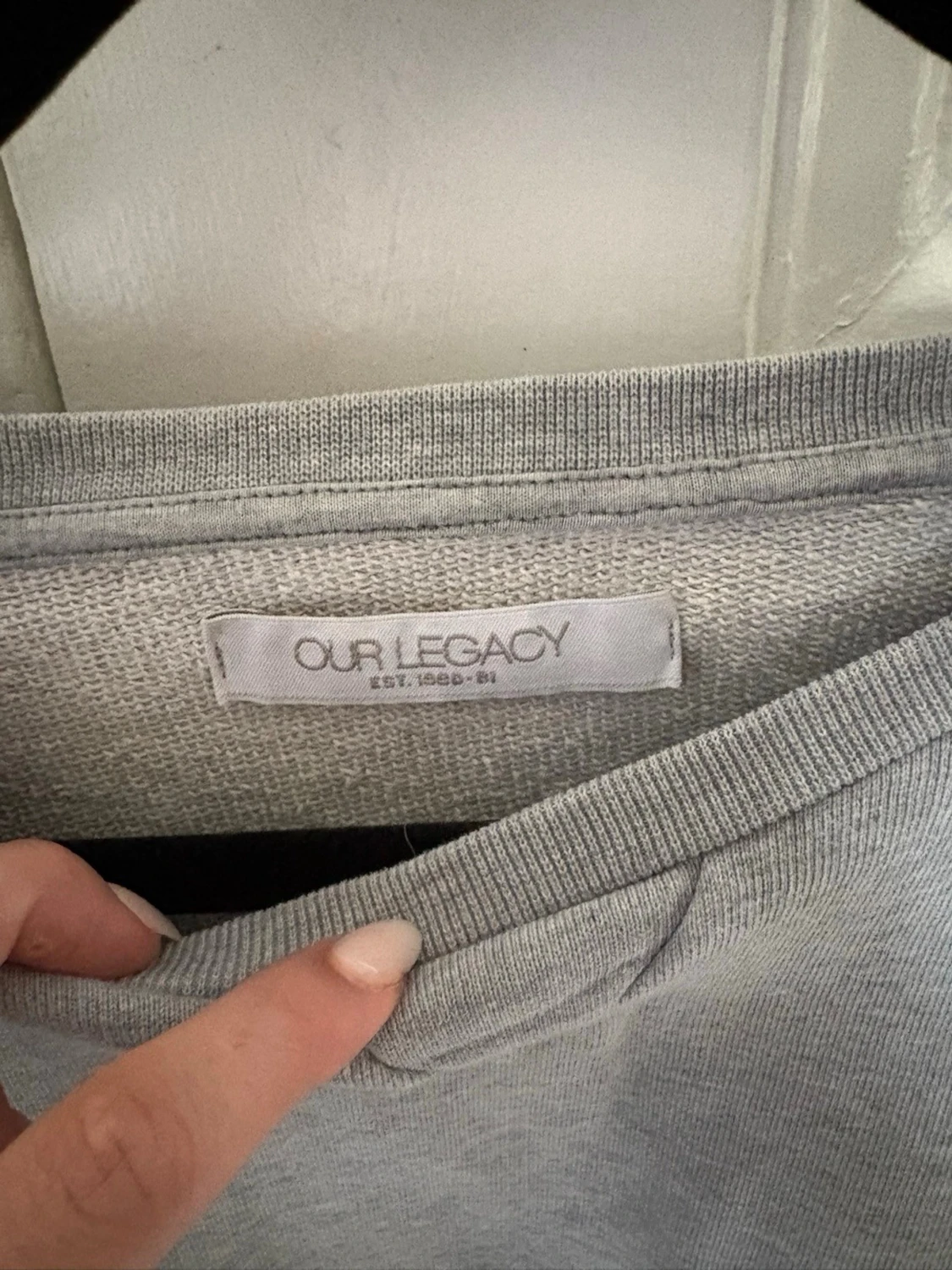 Grå basic sweatshirt - 2