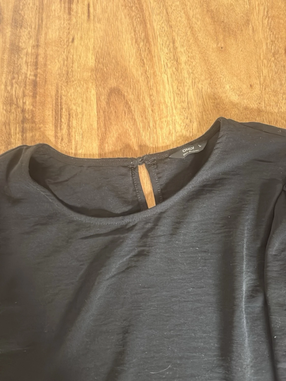 Svart långärmad blus från Only - 1