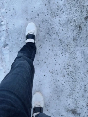 Valentino - Byter mot nått snyggt bara att skriva till mig så kan vi prata om det