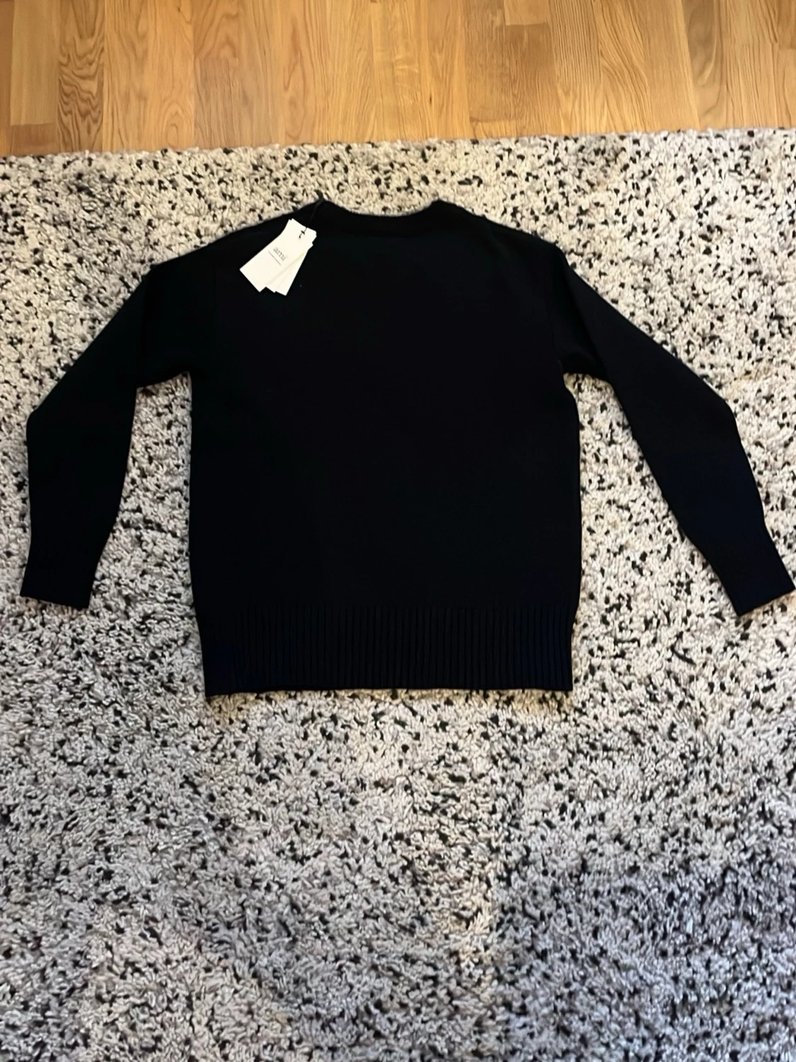 Svart stickad tröja från Ami Paris  - 1