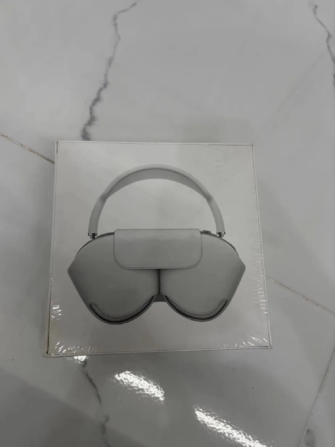Apple AirPods Max silver hörlurar - 2