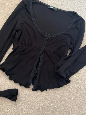 Långärmad topp - Långärmad Topp från Gina Tricot