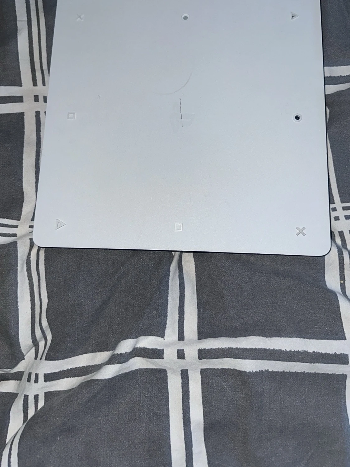 Vit PlayStation 4 Slim  - 1