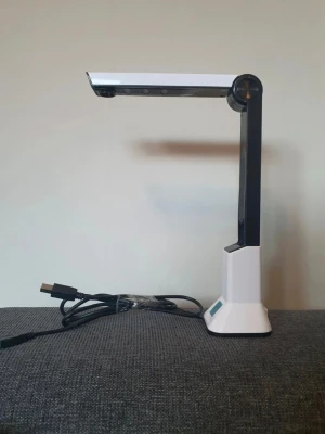 Dokumentscanner - Se sista bilden för beskrivning. Se bilder för skick. Har tre olika ljuslägen. Väldigt enkel att ansluta till datorn. Alt. Använd den bara som en liten lampa, anslut den bara till en adapter istället 😊