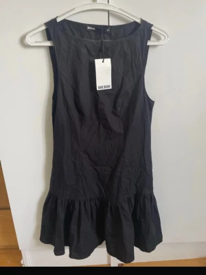 Kort klänning bikbok - Ny endast testad🩷