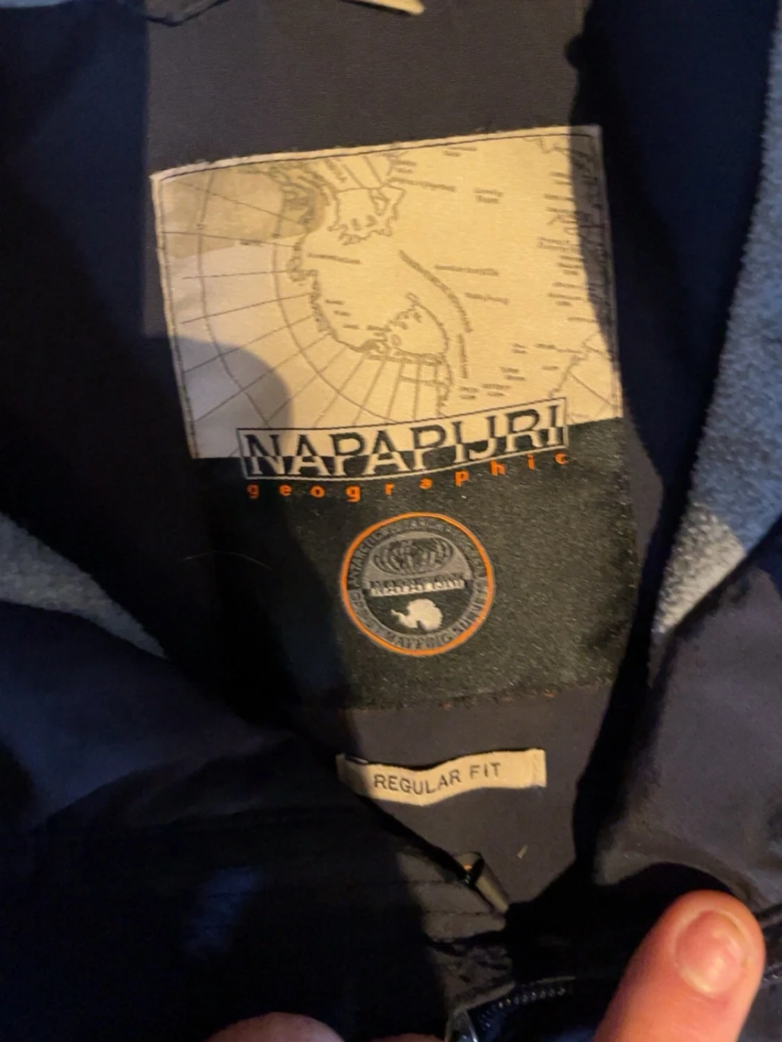 Mörkblå vindjacka från Napapijri - 2