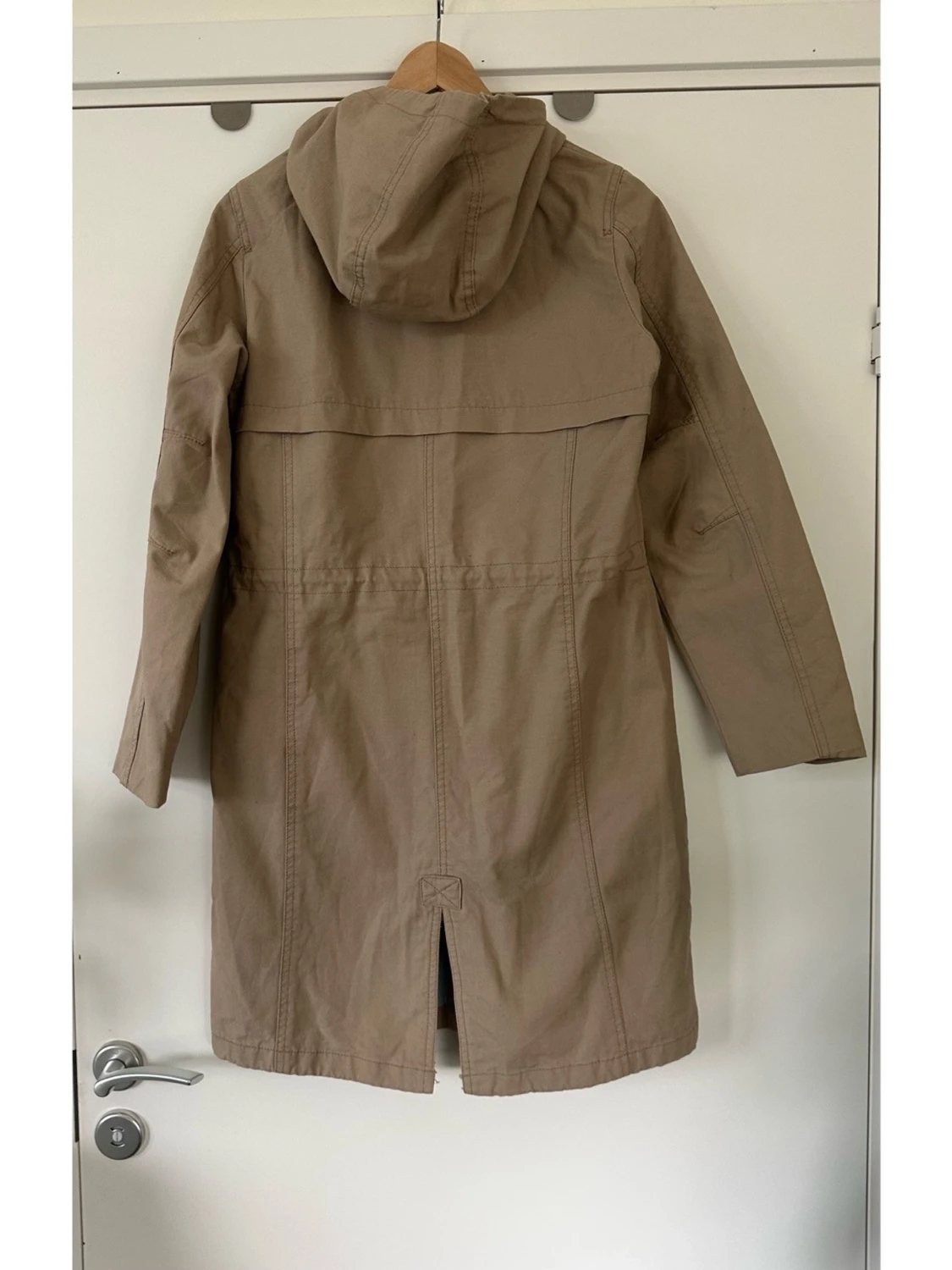 Beige DOBBER parkas med huva och dragkedja - 1