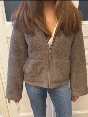 Brun Teddy jacka  - Brun Teddy jacka från Hm