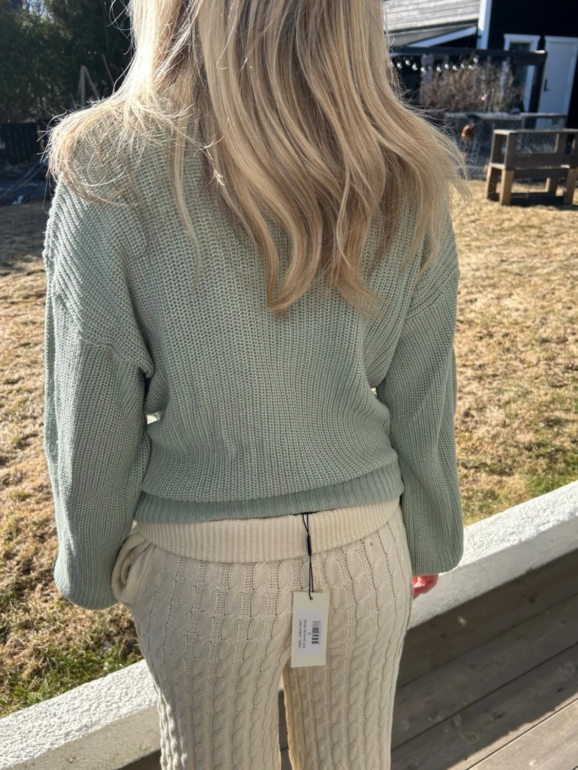 Ljusgrön stickad tröja - 1