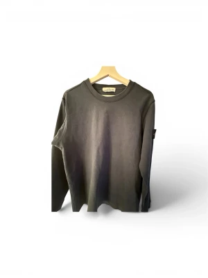 Stone island  - En snygg sweatshirt från stone island!
