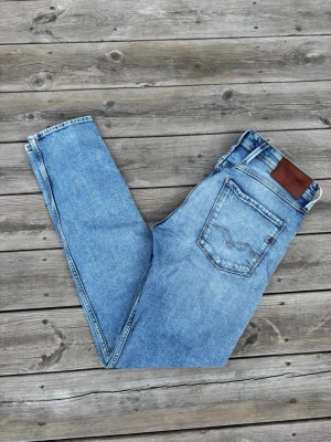 Ljusblå Replay Jeans  - Ljusblå Replay jeans | Storlek: 31/32 | Mycket bra skick! | Ställ gärna frågor 🫱🏻‍🫲🏼